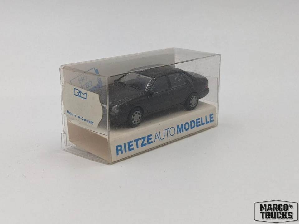 Rietze Ford Scorpio 4 puertas sedán sedán 1:87 /RIB878 Foto 1 de 1