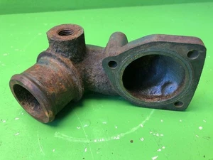 DAF LF Coolant housing cast elbow joint 4890481 4.5 Mk2 2006- - Imagen 1 de 3