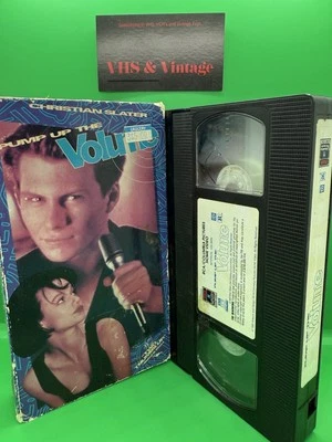 Pump Up The Volume (VHS, 1990) Christian Slater Scott Paulin Ellen Greene V1 - Image 1 of 2