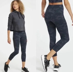 Spanx Look at Me Now Crop Leggings Women's Size L Black Camo Seamless Pant 12-14 - Picture 1 of 4