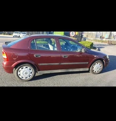 Vauxhall Astra for sale LOW MILEAGE AUTOMATIC 1.6 - Image 1 of 3