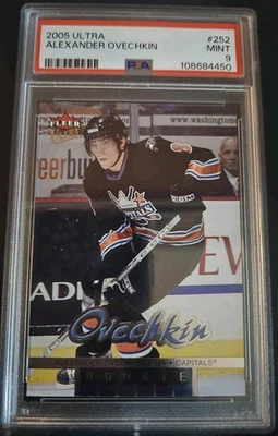 Tarjeta de novato Fleer ULTRA Alexander Ovechkin 05/06 PSA 9 Foto 1 de 2