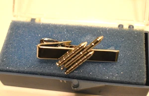 Vintage Delta 4 ULA Rocket/Space Shuttle Tie Clip Clasp Bar - NIP - Picture 1 of 4