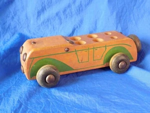 Classic Wooden Toy Car w/ Great Patina & Character Vintage VGC - Picture 1 of 7