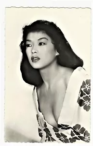 YOKO TANI: EXITOSA ACTRIZ JAPONESA EN EUROPA Y REPARTIDORA DE TARTAS DE QUESO - Imagen 1 de 3
