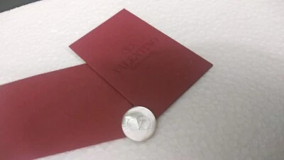 Valentino Button Mother of Pearl 18 mm - Image 1 of 4