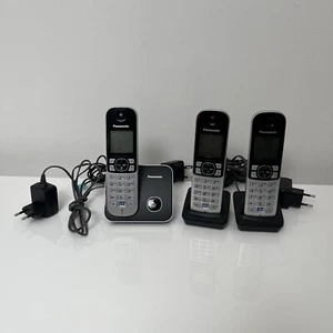 Ensemble de téléphone Panasonic Trio KX-TG6813 - Photo 1/6