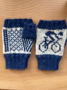 Cyclist, bike fingerless mitts women, blue and white, 100% wool medium - Picture 1 of 1