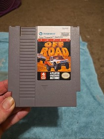 Carro Super Off Road - (NES, 1989) solo 3 tornillos. Funda Nintendo transparente incluida 