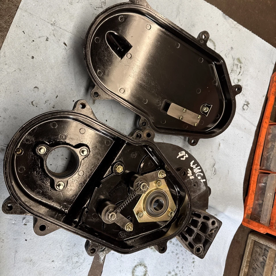 Arctic Cat Wildcat 700 1993 estuche de cadena Foto 1 de 3