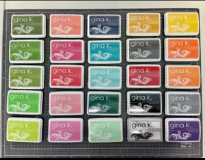 Almohadilla de tinta para tinte premium Gina K Designs - tamaño completo - Imagen 1 de 56