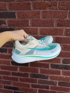Nike Zoom Fly SP Mens Size 8 Running Shoes White Green Transparent 41 Europe - Picture 1 of 8