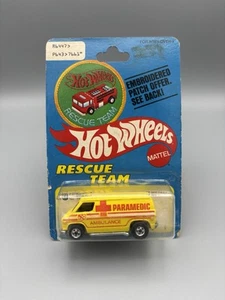 1977 Hot Wheels 27 Rescue Team #7661 Yellow Paramedic Ambulance cracked blister - Picture 1 of 5