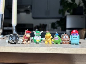 Nintendo Figuren lose Schlüsselanhänger Lot 7 Moe Eye Diddy Bullet Bowser Koopa Goomba - Bild 1 von 18
