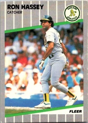1989 Fleer Ron Hassey    #9 - Image 1 of 2