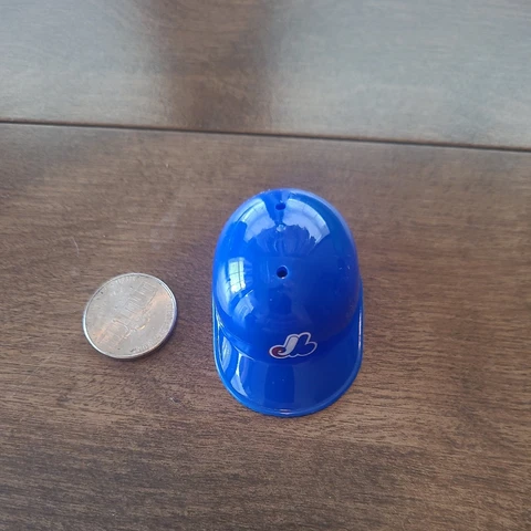 Nice Vintage Laich Montreal Expos Gumball Mini Helmet. Rare Cover
