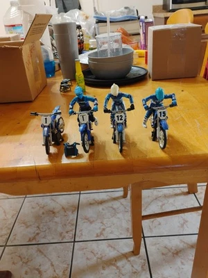 Hot Wheels Moto X Yamaha Lot - Image 1 of 4