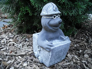 Steinfigur Maulwurf in Lore  Frostfest Steinguss Garten Figur Ruhrpott Bergbau - Bild 1 von 3