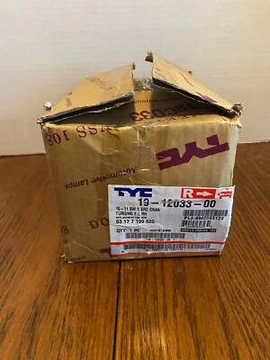 Faro antiniebla delantero derecho TYC lado del pasajero 2011-2017 535i GT xDrive NUEVO Foto 1 de 4