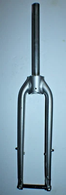 Gravel Road Bike Bladed Fork 700c 11/8" Threadless 305mm Disc Rigid 15mmThruAxle - Image 1 of 4