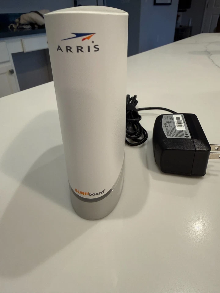 ARRIS S33 SURFboard DOCSIS 3.1 Multi-Gigabit Cable Modem 2.5 Gbps Ethernet Port - Image 1 of 1