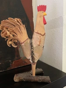 Handgefertigter, handgeschnitzter HOLZHAHN Made in Sweden signiert 10 1/2 Zoll hoch - Bild 1 von 8