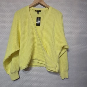 INC International Concepts gelb kurz geschnitten Wickeloptik vorne Pullover Medium neu mit Etikett - Bild 1 von 12