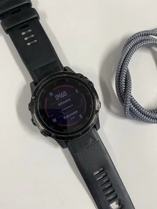 Garmin Fenix 5X Plus 51mm Sapphire Black Gehäuse mit schwarzem Armband GPS-Uhr - Bild 1 von 7