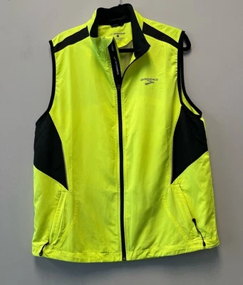 Brooks Running Neon Yellow Reflective Vest —Men’s Large - Image 1 of 4