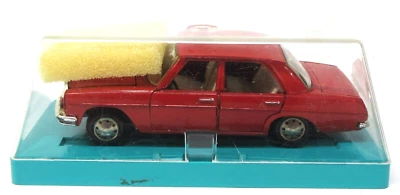 rare color Marklin 1817 MERCEDES BENZ 250 red 1/43 diecast in showcase box tr1 - Image 1 of 4