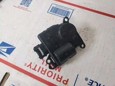 2011-2013 Jeep Grand Cherokee A/C HVAC Actuator 545250008 GENUINE  - Image 1 of 4