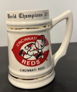 Campioni del Mondo 1975 Cincinnati Reds Logo e Mascotte 6” Vintage Ceramica Stein - Foto 1 di 4