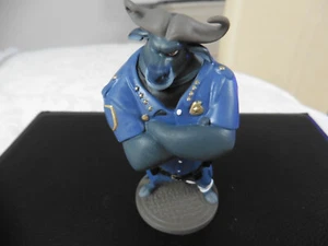 BULLYLAND - DISNEY ZOOTROPOLIS - CHIEF BOGO - HAND PAINTED FIGURINE - NEW - Picture 1 of 5