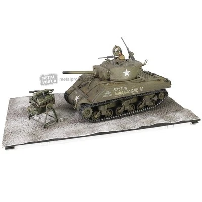 Forces of Valor 1:32 U.S. Sherman M4A3E2 (75) Jumbo 'Cobra King' & Engine - Image 1 of 4