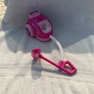 1995 Mattel Barbie So Much To Do! Cleanin' House Vacuum Battery B6 - Picture 1 of 3