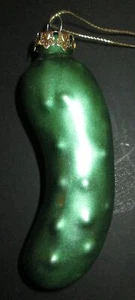 Vintage Blown Glass Green Pickle Christmas Ornament - Picture 1 of 2