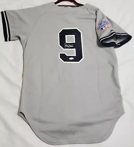 RAWLINGS 38 MED. NEW YORK YANKEES GRAIG NETTLES SIGNED AUTHENTIC '81 HOLO JERSEY - Picture 1 of 5