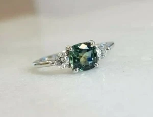 0.85 Ct Teal Blue Sapphire & VS Diamond Ring 18K W Gold - Picture 1 of 3