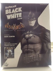 DC DIRECT BATMAN BLACK AND WHITE ARKHAM ASYLUM STATUE NEW Maquette Joker Bust - Picture 1 of 7