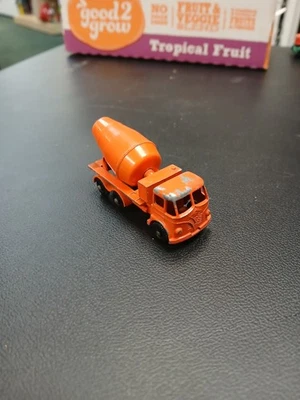 老式火柴盒 Lesney 26 号水泥搅拌机玩具车 — 第 1/3 张图片