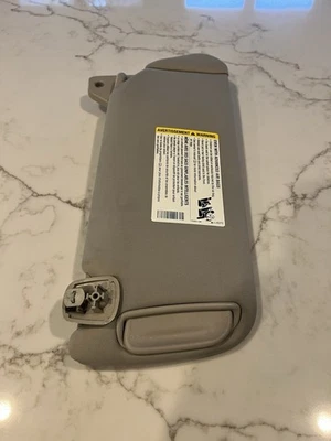 2006 - 2010 Hummer H3 Sun visor Sunvisor Front Left Driver Side Gray Grey OEM ✨✨ Foto 1 de 3