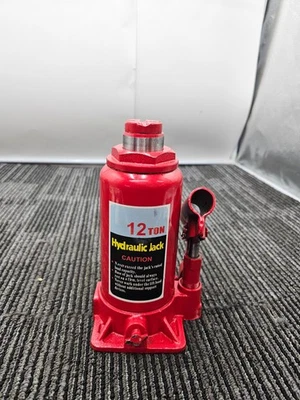 12 Ton Capacity Welded Bottle Hydraulic Jack Red - Image 1 of 4