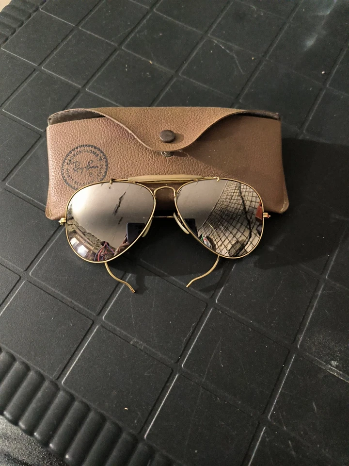 Occhiali da sole Vintage uomo Ray Ban aviator Anni 50 Oro 10k USA - Immagine 1 di 4