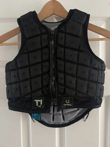 Champion Ti22 Body Protector Child Small Regular Back 2018 New Regs - Picture 1 of 8