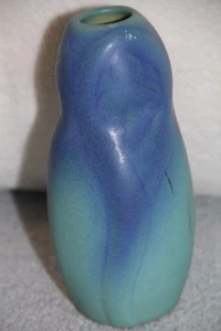 Vintage Van Briggle Pottery Arts & Crafts Turquoose Cabinet Vase - Picture 1 of 6
