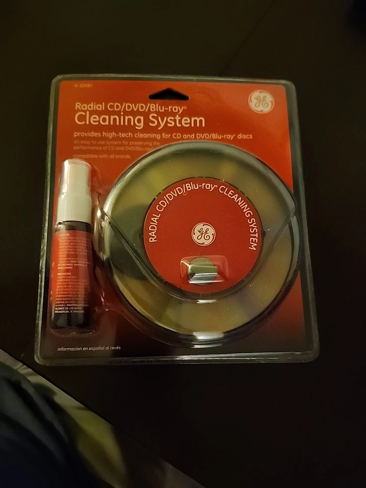 GE Radial Blu-ray/CD/DVD Disc Cleaning System Model 32597 New - Image 1 of 1
