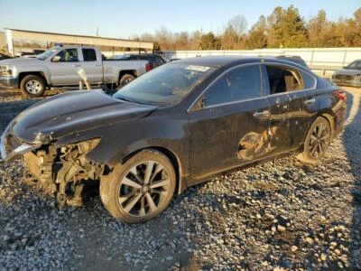 Used Front Left Door Interior Trim Panel fits: 2018 Nissan Altima  Grade A - Image 1 of 4