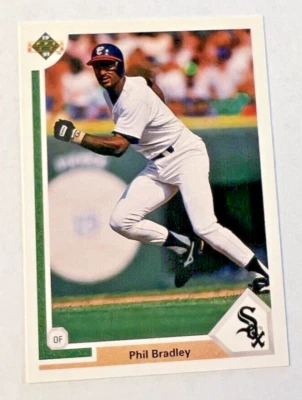 1990 Upper Deck MLB Baseball Trading Card #641 Phil Bradley Chicago White Sox - Image 1 of 4
