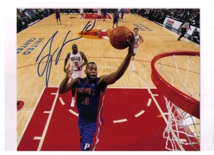 GREG MONROE Detriot Pistons Philadelphia 76ers Signed Autographed 8x10 Photo - Picture 1 of 1