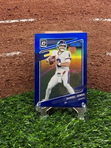 2021 Panini Donruss Optic - Daniel Jones #15 Blue Prizm /179 - Picture 1 of 2